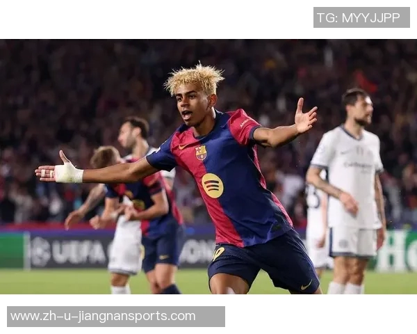 以爱为驱动力夜店狂欢的现役足球球星探索魅力与激情的双重生活 以爱为驱动力夜店狂欢的现役足球球星探索魅力与激情的双重生活